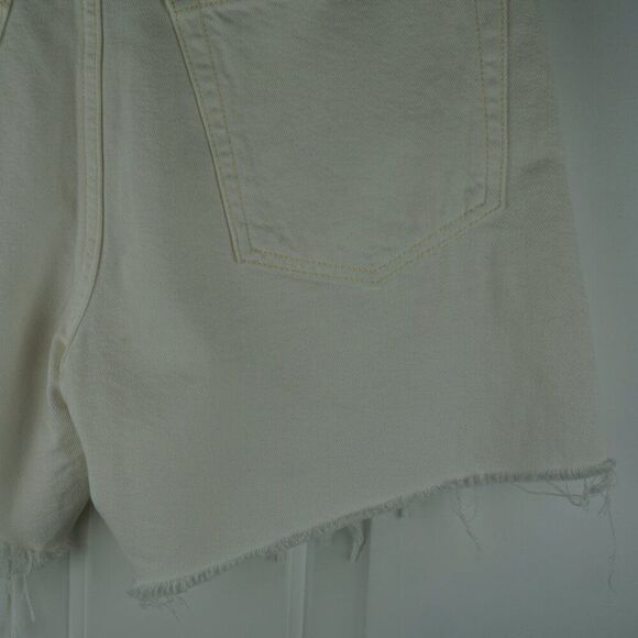 New Etica Skylar Cutoff High Rise Relaxed Denim Shorts in Vintage White size 26 - Picture 11 of 14